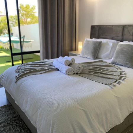 Casa Com Terraco E Piscina Sagres Apartment Ngoại thất bức ảnh